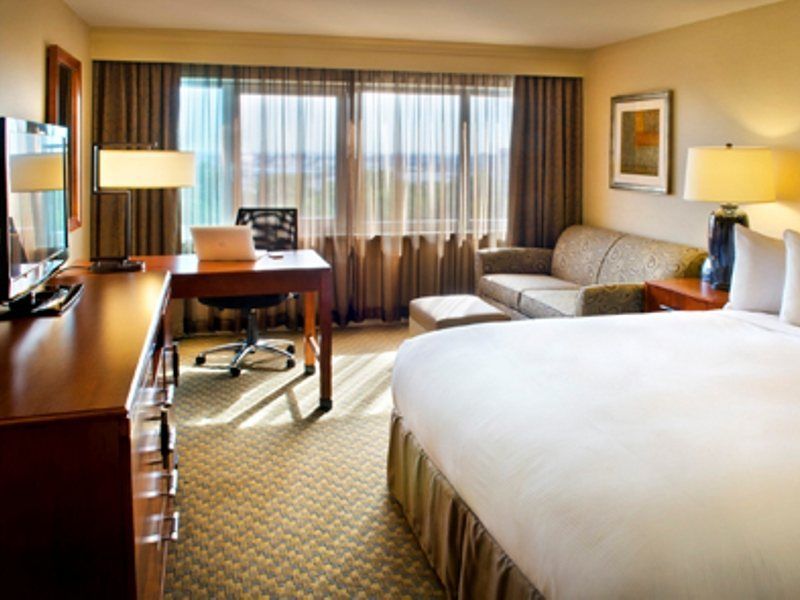 Hilton New York Jfk Airport Hotel Buitenkant foto