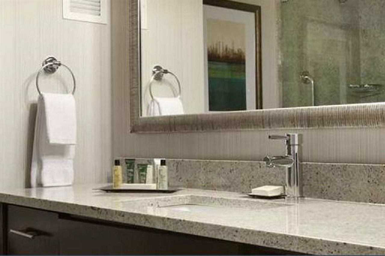 Hilton New York Jfk Airport Hotel Buitenkant foto